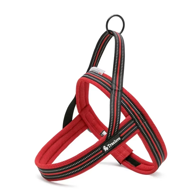 The Fur Pal x TrueLove: Peitoral acolchoado de malha macia para cães