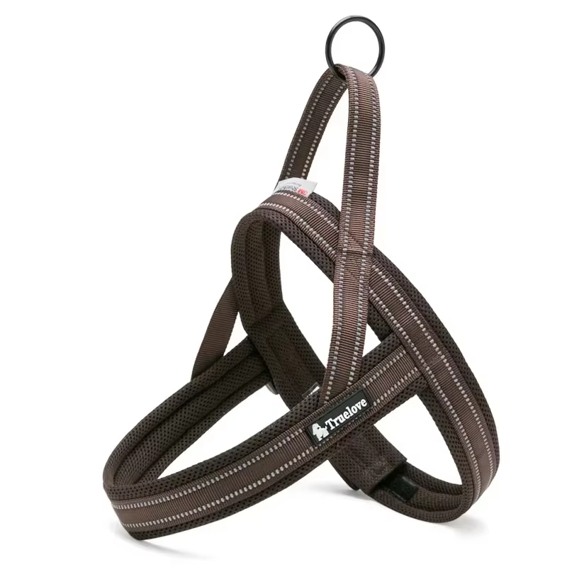 The Fur Pal x TrueLove: Peitoral acolchoado de malha macia para cães