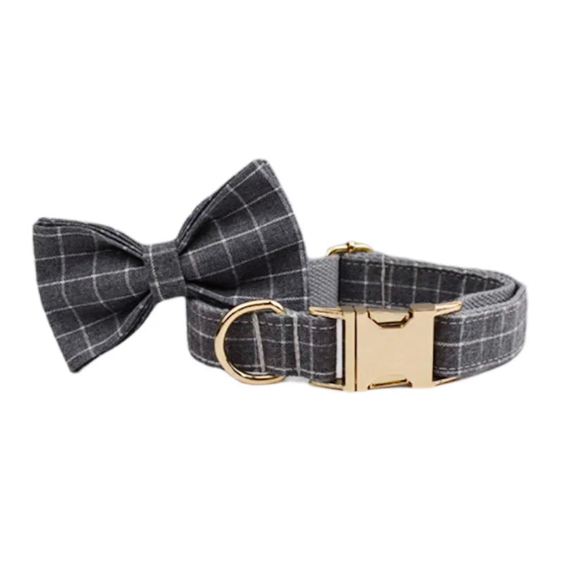 Conjunto de coleira, guia, peitoral, suporte para saco de cocô e laço para cachorro personalizado em cinza - Edição Designer
