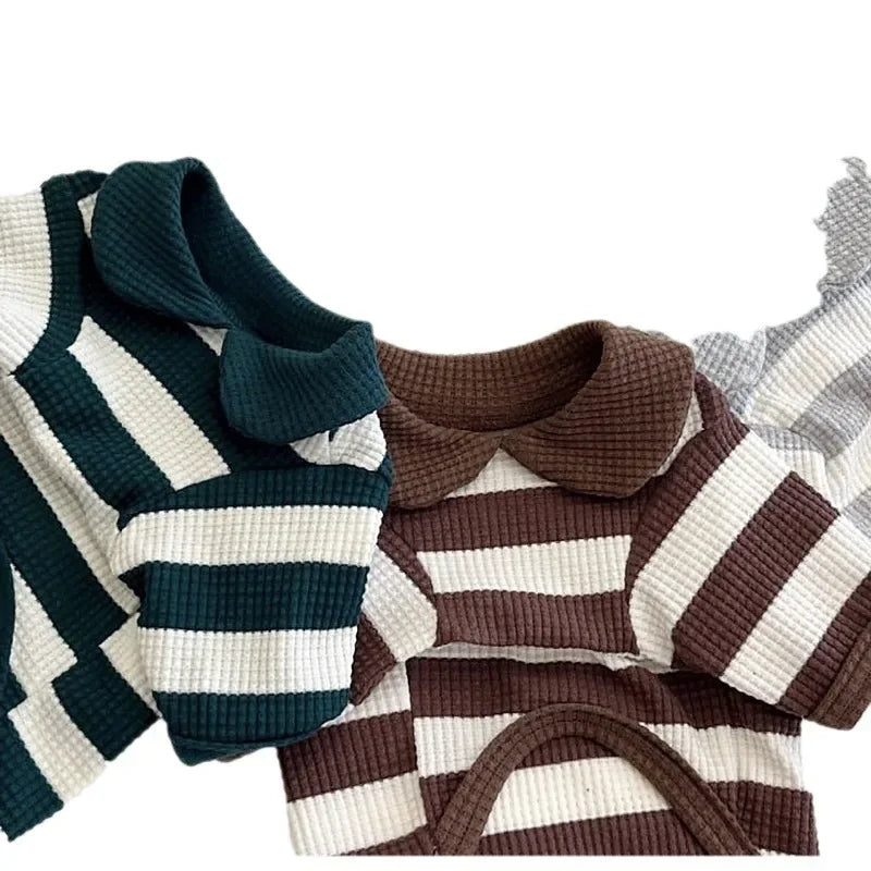 Camiseta Teddy Stripes – Camiseta fofa para animais de estimação com detalhe de urso de pelúcia