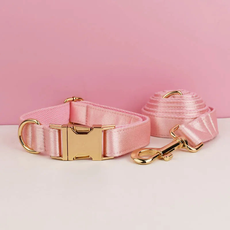 Conjunto de laço, coleira, guia e peitoral de seda Pinkie Luxe para cães - personalizado