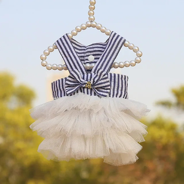 Vestido para cachorro SummerPrincess – Saia de renda e listrada para cães pequenos
