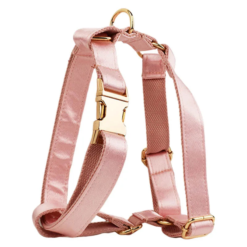 Conjunto de laço, coleira, guia e peitoral de seda Pinkie Luxe para cães - personalizado