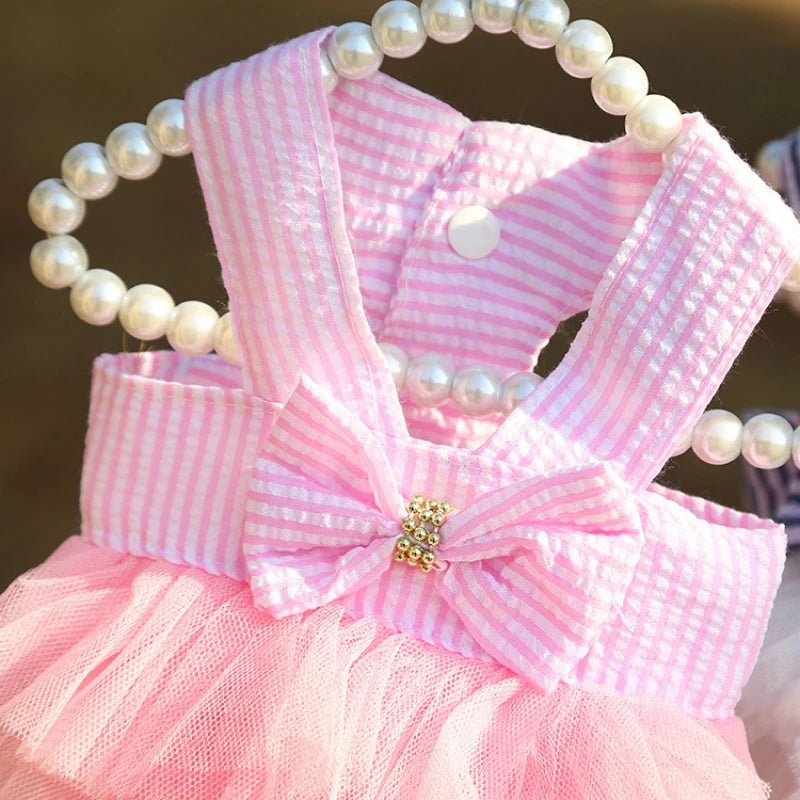 Vestido para cachorro SummerPrincess – Saia de renda e listrada para cães pequenos