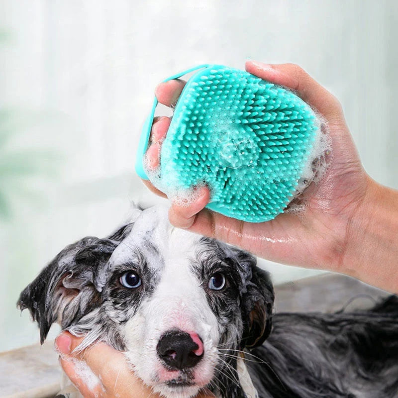 Cepillo de baño ergonómico para perros: limpieza profunda y masaje
