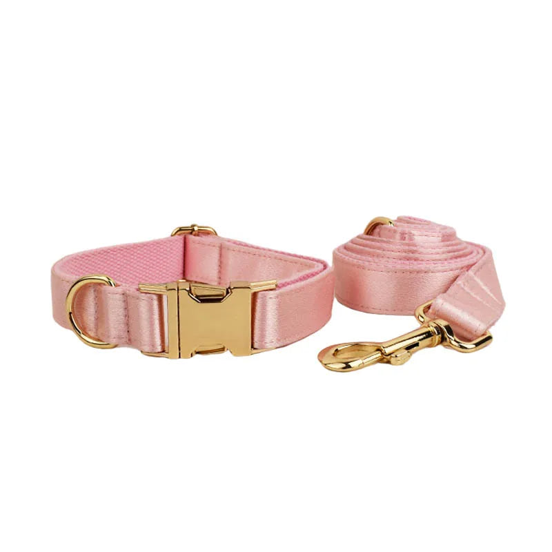 Conjunto de laço, coleira, guia e peitoral de seda Pinkie Luxe para cães - personalizado