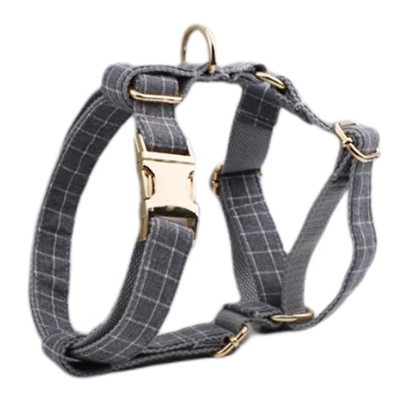 Conjunto de coleira, guia, peitoral, suporte para saco de cocô e laço para cachorro personalizado em cinza - Edição Designer