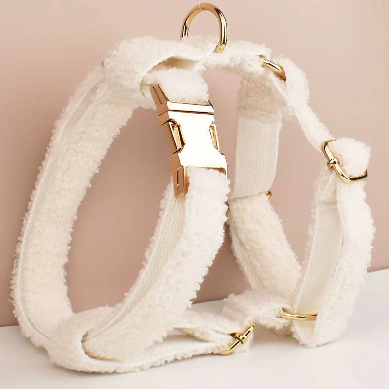 Conjunto de coleira de malha feita à mão para casamento de cachorro