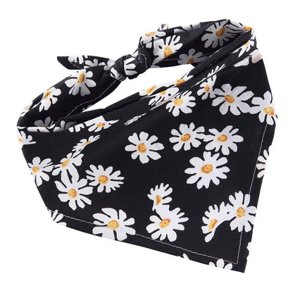 Midnight Bloom Bandana – Black & White Floral Scarf for Chic Dogs