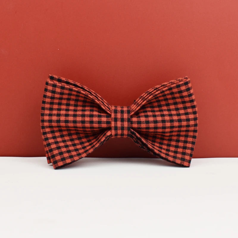 Conjunto de coleira e acessórios personalizados para cães em vermelho, perfeito para as festas de fim de ano – Coleira, peitoral e trela com gravação personalizada.