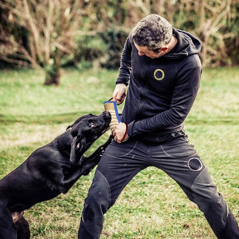 Almohada masticable de yute: entrenador de agarre molar para perros fuertes