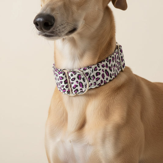 Gola Martingale de Algodão Whippet Chic - Estampa de Leopardo Roxa