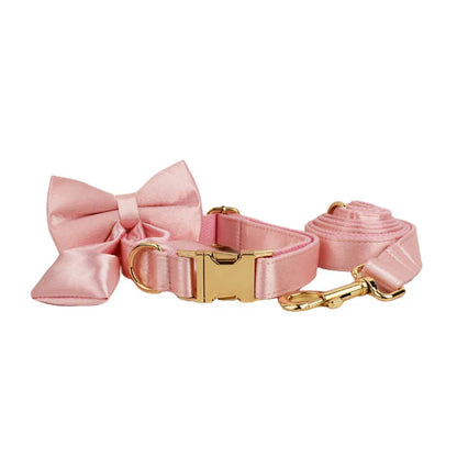Conjunto de laço, coleira, guia e peitoral de seda Pinkie Luxe para cães - personalizado